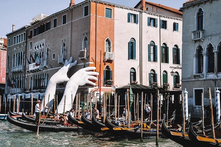 Bottega Veneta ‘salva’ Venecia
